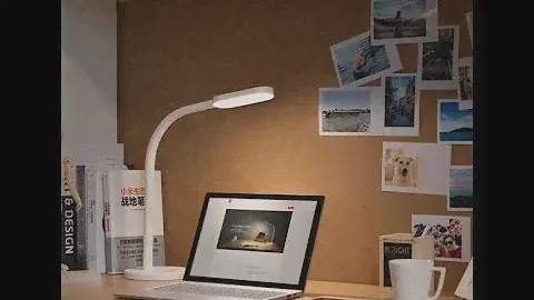 Настольная лампа Xiaomi YeeLight Desk Lamp