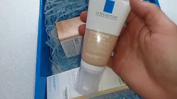 Увлажняющий тональный крем и гель для умывания La Roche Posay